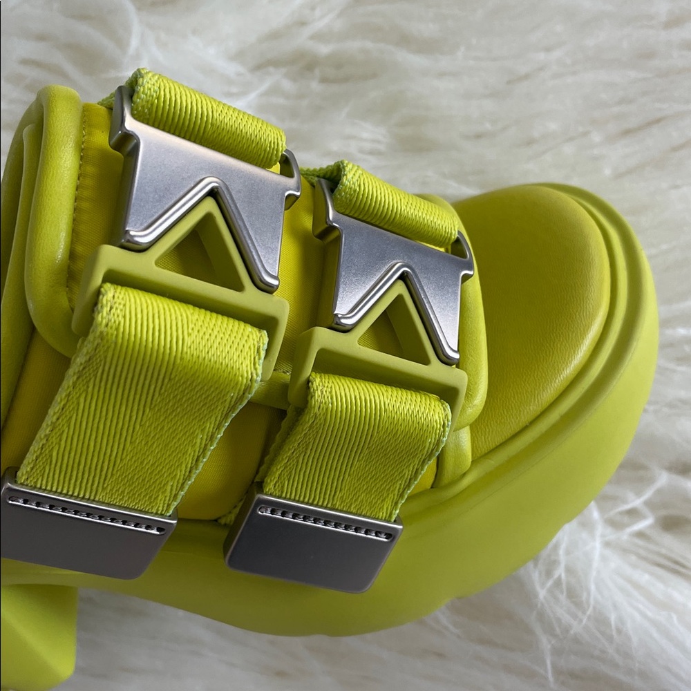 + BOTTEGA VENETA + Flash Double Buckle Platform Slide Sandal - Picture 8 of 14